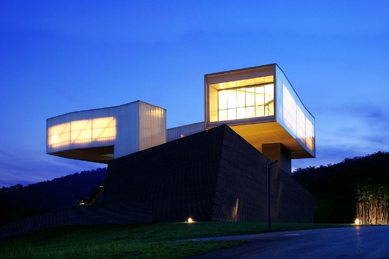 Billionaire Chinese businessman Lu Jun asked 20 of the world's leading architects and artists to design buildings for Sifang Art Park. This building was designed by New York architect Steven Holl and houses the main art collection.