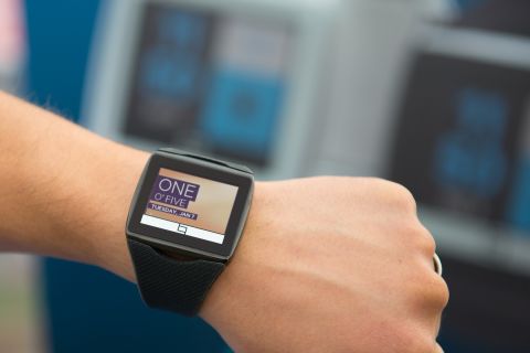 Some colors, like the the slick sheen of oil on water, owe their hue to curious physical properties. Microscopic gaps in the surface of the material creates interference when reflecting light that can give off a variety of colors. Electronics manufacturers Qualcomm has developed the <strong>Mirasol</strong> smartwatch display<a href="http://www.smithsonianmag.com/science-nature/how-biomimicry-is-inspiring-human-innovation-17924040/?no-ist" target="_blank" target="_blank"> that takes advantage of the same phenomenon</a>, and Morphotex uses it to make dresses shine. Each cite the shimmering <strong>Morpho butterfly</strong> as inspiration. 