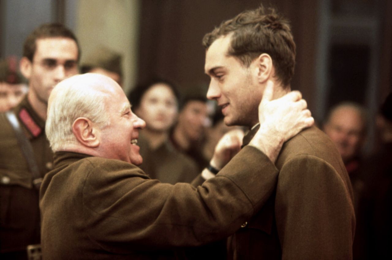Hoskins is Nikita Khrushchev in 2001's<strong> "Enemy at the Gates."</strong> Jude Law plays a Soviet soldier during the siege of Stalingrad.
