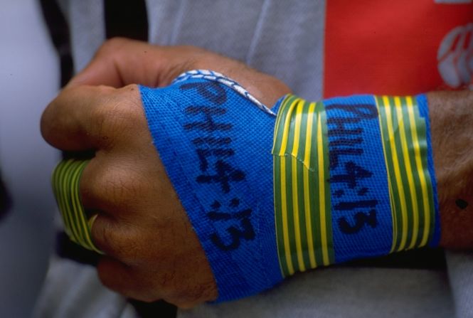 Serevi is a Christian and during his playing days he always had the bible reference "Philippians 4:13" written on his strapping. The passage reads: "I can do all things through Christ who strengthens me."