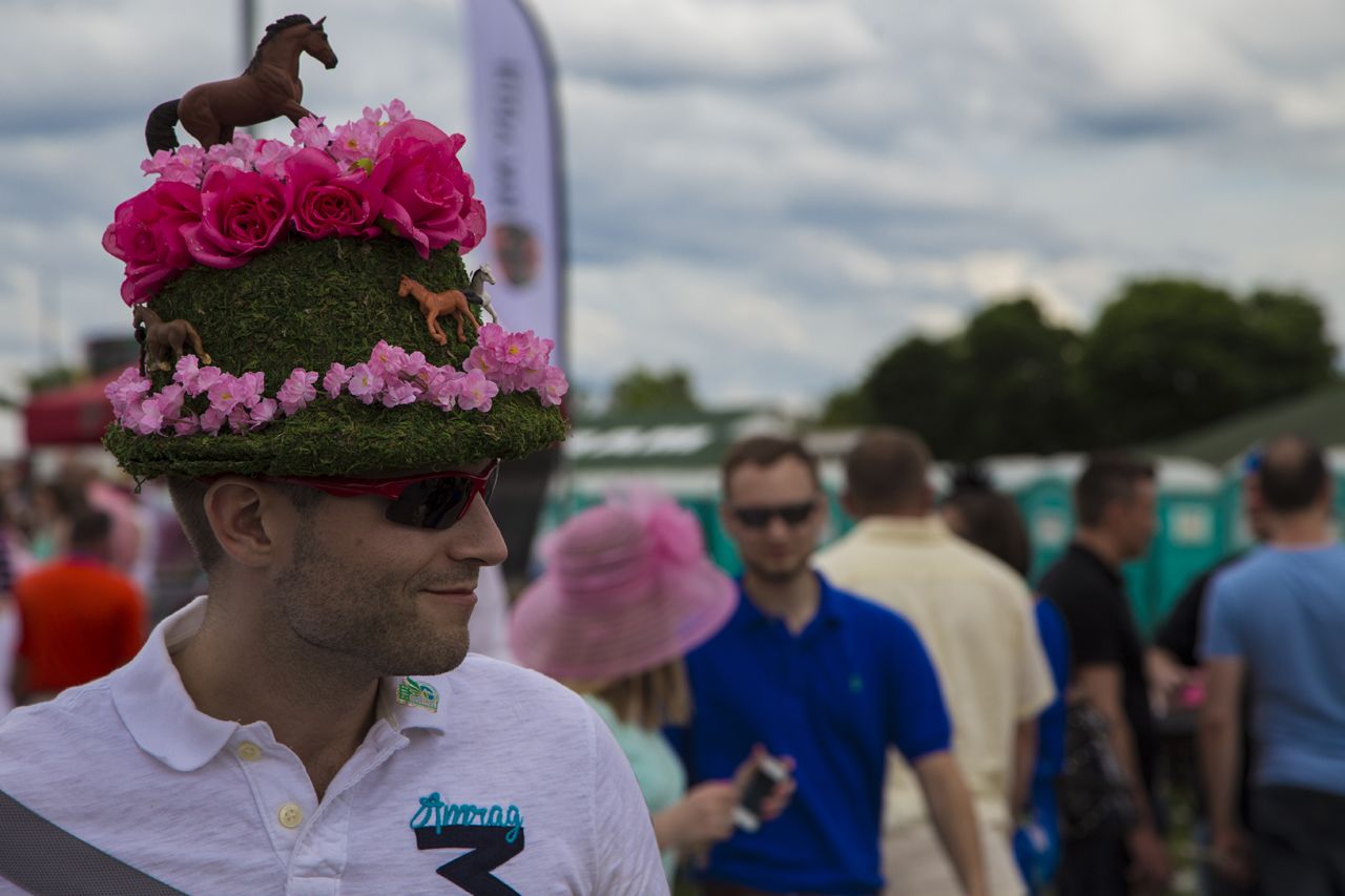 Although wearing a hat to the races has been a longstanding tradition for women, more men have been sporting them in recent years. 