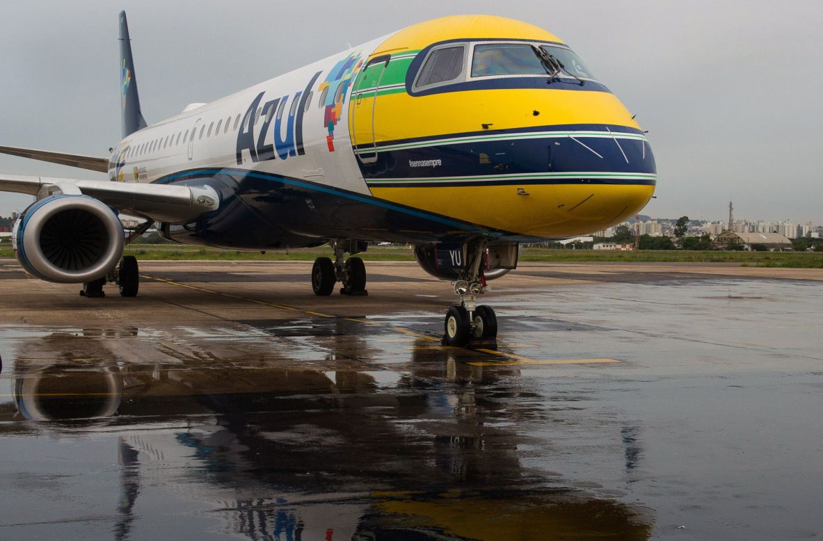 The Azul Brazilian airline unveiled an aircraft which bears the iconic color scheme of Senna's racing helmet on its nose.