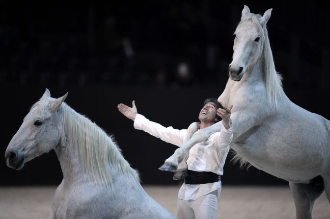 "He gets his horses to do amazing things -- they will lie down, roll over, they will tolerate him riding on their backs standing and jumping off them," Peck says. "It's not just one horse, he controls several horses at the same time. The skill is just incredible."<br /><br />"The crowd love it. They can't believe it. Most of them will have some knowledge of horses or been around horses so they are very appreciative of how skilful he is."