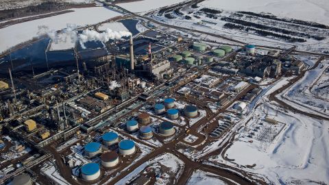 Bear Attacks Kills Oil Sands Worker In Canada Cnn