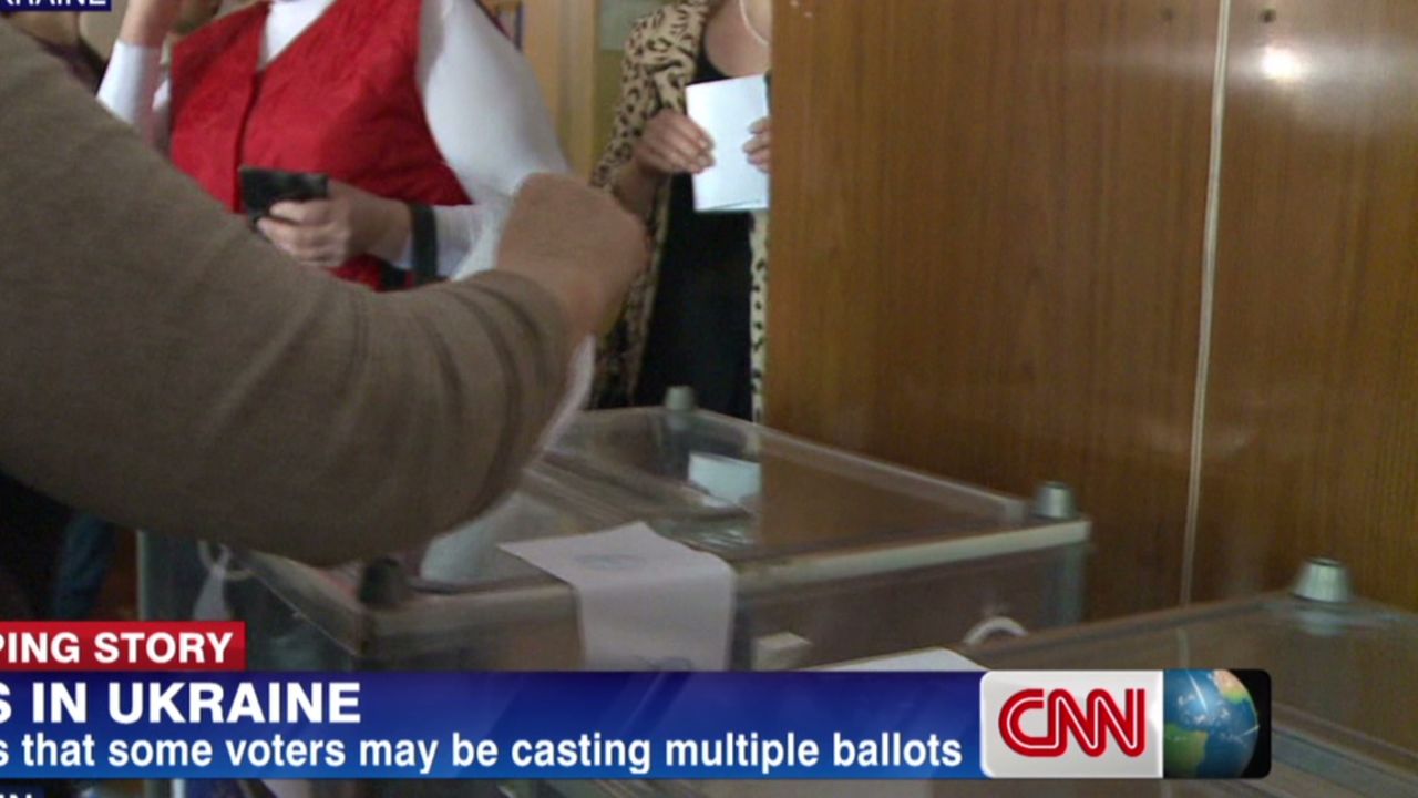 cnni shubert pkg double voting ukraine_00002102.jpg