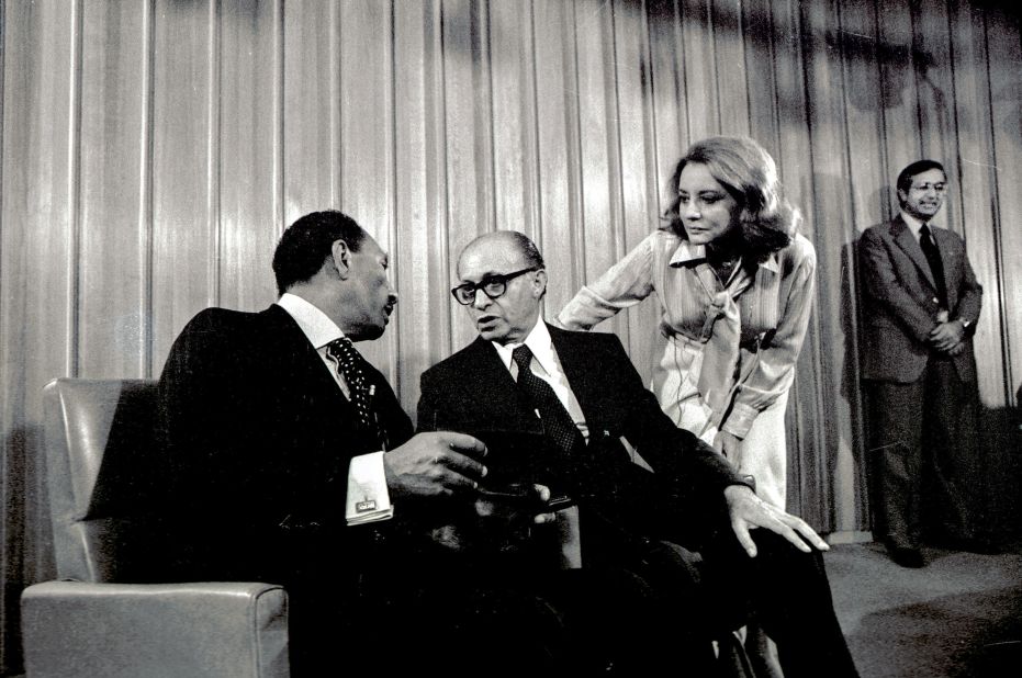 Walters held a groundbreaking interview with Egyptian President Anwar Sadat, left, and Israeli Prime Minister Menachem Begin in 1977.