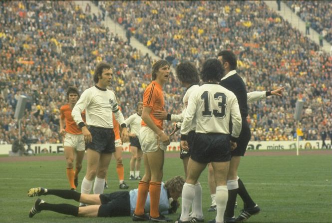 It was supposed to be the year when Johan Cruyff's Dutch side swept to victory and claim the 1974 World Cup with its brand of 'Total Football.' The Dutch side had powered its way to the final and took the lead in the second minute without opponent, West Germany, even touching the ball. But despite going ahead through Johan Neesken's penalty, the Dutch failed to hold on and lost 2-1.