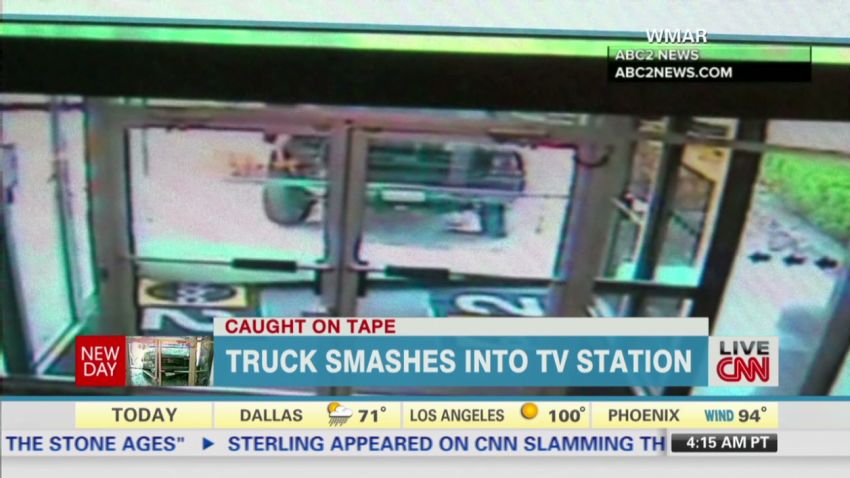 newday lemon truck crashes into tv station_00000614.jpg