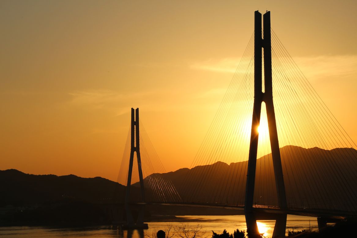 Tatara is one of the world's longest cable-stayed bridges. Its elegant 220-meter-high steel towers represent the folded wings of a crane. 
