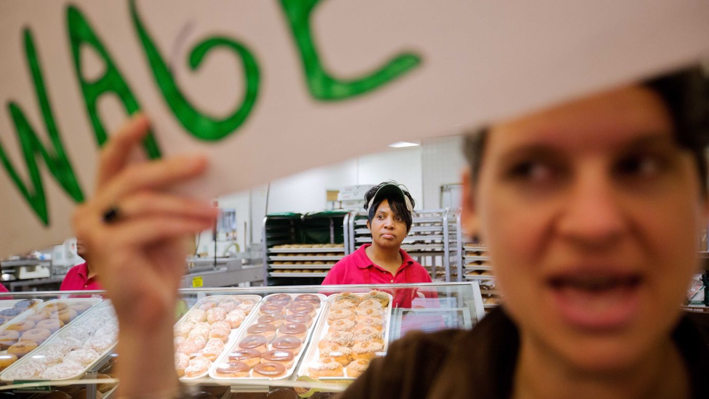 Global fast food workers strike CNN