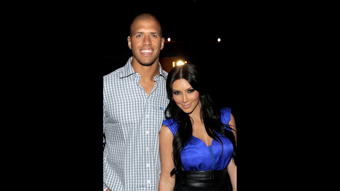 Before she began dating Kris Humphries toward the end of 2010 (after a brief detour to Gabriel Aubry's arm), Kardashian dated football player Miles Austin. For those who follow Kardashian's love life, he's also known as the athlete who immediately scooped Kardashian up after she broke up with ...