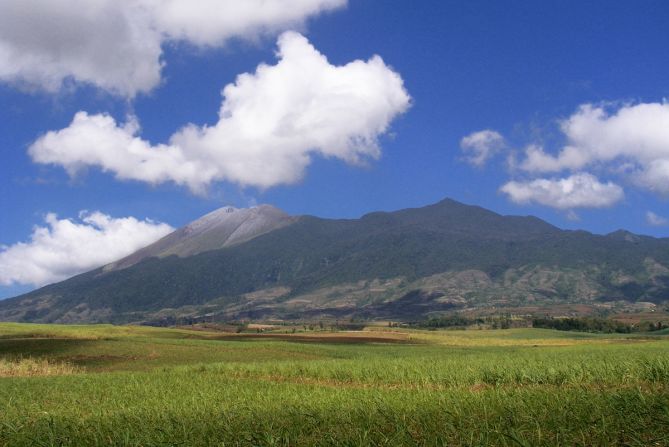 Canlaon Volcano has erupted more than 20 times in the last 100 years, making it the most active volcano in the central Philippines.