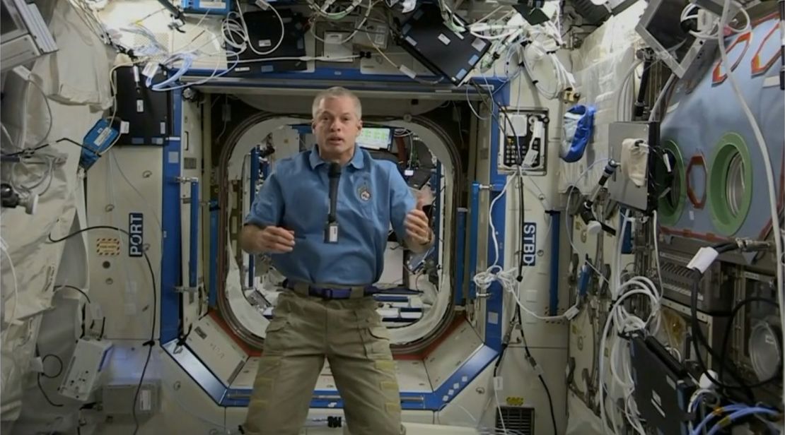 NASA astronaut Steve Swanson took CNN's readers' questions from space