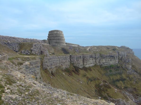 Adjaye also designed the Mass Extinction Memorial Observatory (MEMO) in Portland, UK. It is a monument to the world's extinct species. The structure's spiraling form is inspired by gastropod fossils. The walls will be carved with images of extinct species.