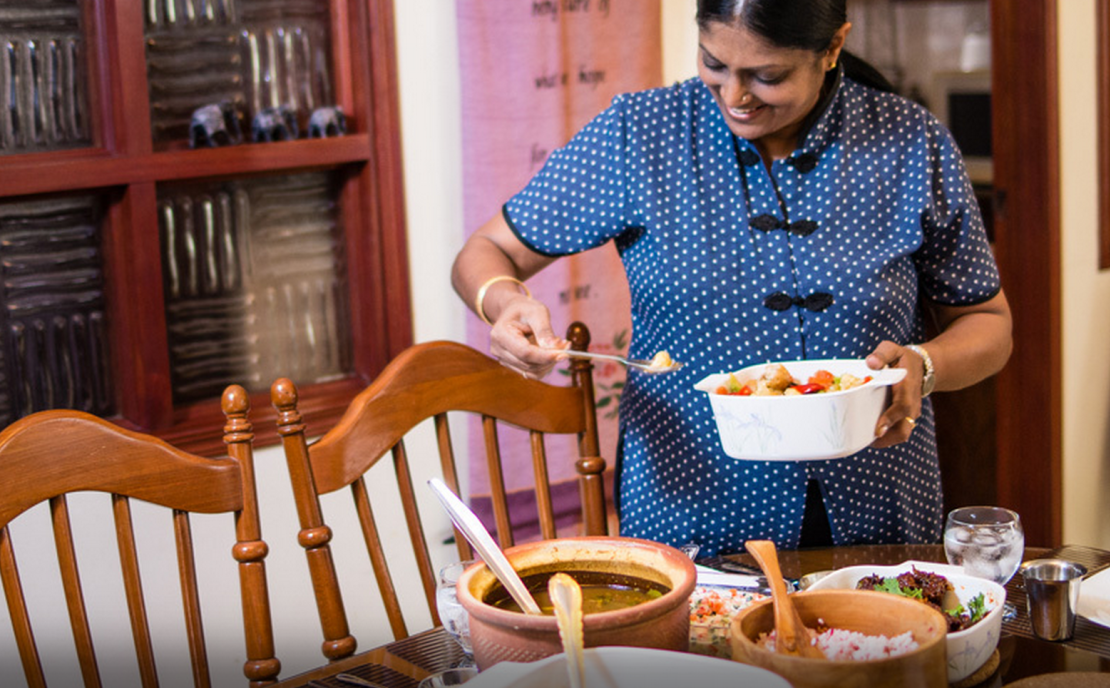 Kala S. serves Indian food out of her kitchen in Kuala Lumpur and is one of the most popular hosts on PlateCulture. 