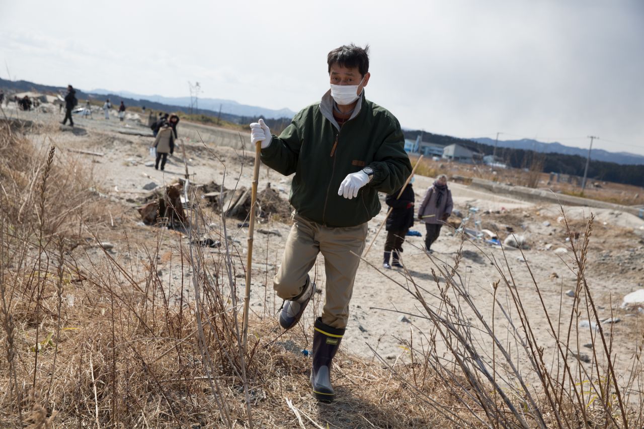 Japanese firm TIS & Partners have created a new building material called "<a href="http://www.ico2.jp/en/products/" target="_blank" target="_blank"><strong>CO2 Structure</strong></a>," dreamed-up in the aftermath of the March 2011 Japanese Tsunami as an emergency rebuilding material than can be put in place quicker than slow-drying concrete. By <a href="https://www.youtube.com/watch?v=Ppq34lD6d5o" target="_blank" target="_blank">injecting carbon dioxide into a silica</a> (sand and quartz), they managed to developed a carbon-negative building material with twice the tensile strength of brick.