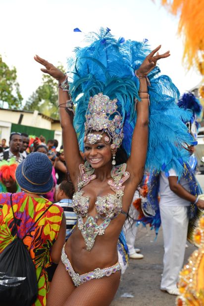 Of course, it wouldn't be carnival without a few scantily-clad to join the procession. 