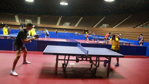 meet the armless table tennis player who proves nothing is impossible cnn
