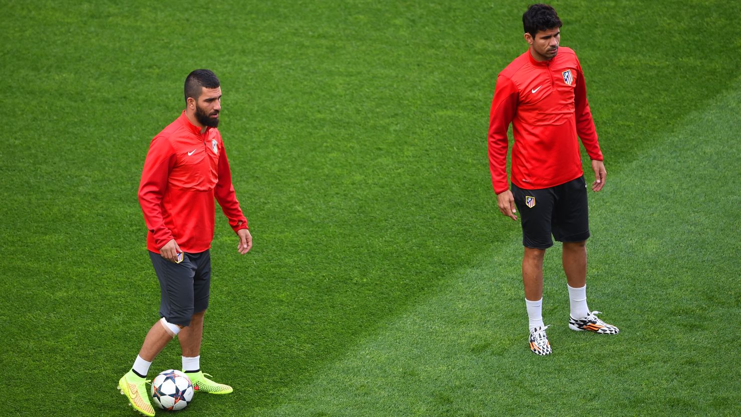 Arda Turan anad Diego Costa train with teammates ahead of the 2014 Champions League final in Lisbon.