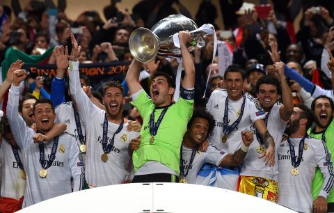 Iker Casillas lifts the European Champions League trophy after Real Madrid's victory. 
