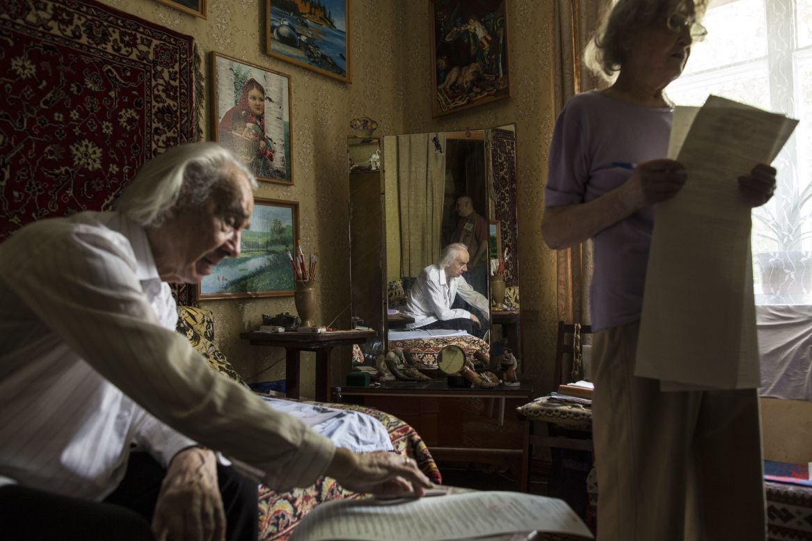 Artist Ivan Voronov, 91, and his wife, Svetlana Samoilechenko, 86, cast votes from their Kiev home on May 25.