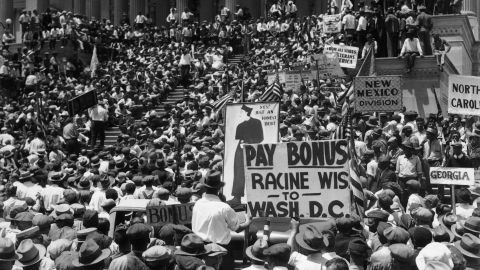 In 1932, 10,000 WWI veterans, many unemployed, protest over pay.