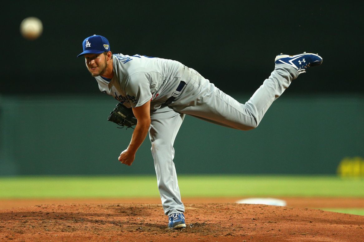 Dodgers ace Clayton Kershaw dominates Mets for career win No. 200