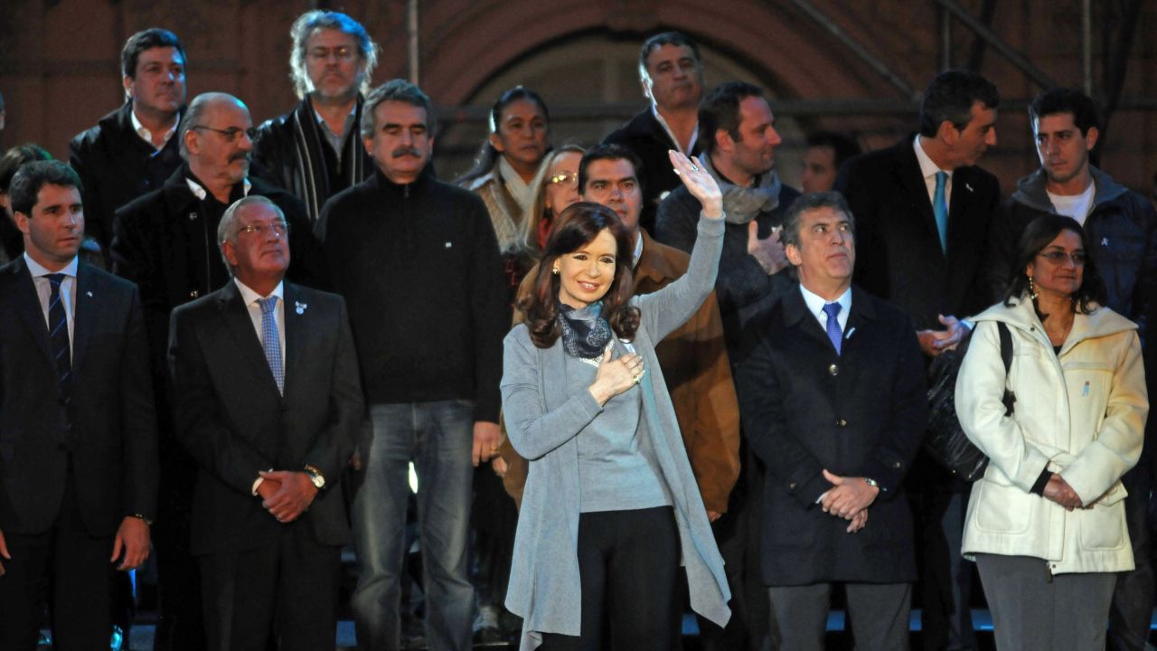 Argentine President Cristina Fernandez de Kirchner gestures during the commemoration of the 204th anniversary of the Argentine independence in Buenos Aires on May 25, 2014.