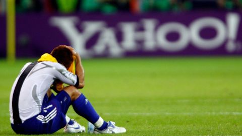 hidetoshi nakata back