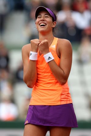 Muguruza's victory marked Serena's worst performance in a grand slam, as she'd never won less than five games previously. With Li Na's exit on Tuesday, it is the first time neither of the top two women's seeds have made it to the third round of a grand slam in the Open era.