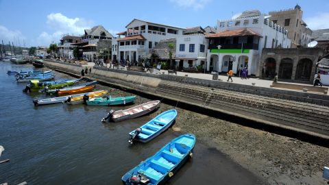 Boats docking at the sea front on October 2, 2011 at Ras Gitau, in Manda, Lamu archipelago. Kenya has sent mediators to Somalia to negotiate the release of a disabled Frenchwoman abducted Saturday from her beachfront resort home, a security official said.