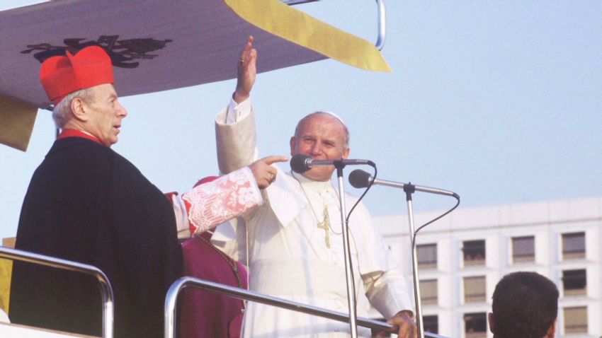 No, its not a mirage, Poland does have a mini Sahara desert 4 spc otr poland pope john paul ii wadowice_00011502.jpg
