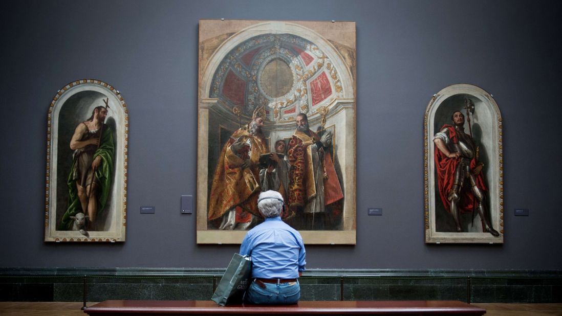 The National Gallery in London hosted more than 5.9 million people in 2015. 