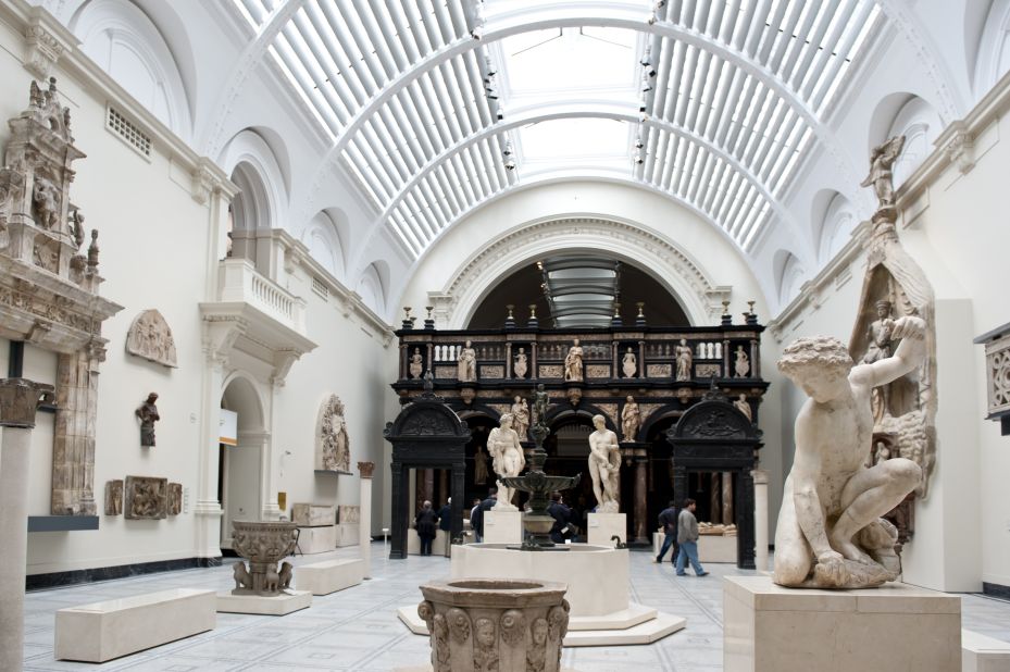 Leading the world's museums in decorative arts and design, the V&A in London attracted just under 3.3 million visitors in 2013.