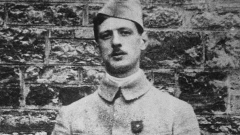 Charles de Gaulle was a captain in the French army in 1916 when, during the Battle of Verdun, he was shot then taken prisoner by German forces. His release at World War I's conclusion didn't end his service to his country or its military, including a leading role in the French resistance to the Nazis during World War II. De Gaulle became president of his newly liberated nation following the Nazis' fall, though he didn't stay around for long -- he resigned his post in January 1946. Still, de Gaulle remained active in public and political life. In 1959, the ardent nationalist once again became president, a position he held for a decade.