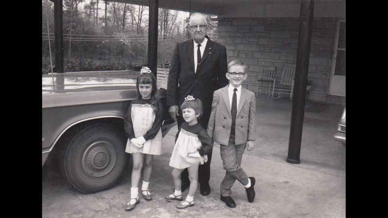 <a href="index.php?page=&url=http%3A%2F%2Fireport.cnn.com%2Fdocs%2FDOC-1137306">Lauren Wilson</a>, front center, remembers being dressed up (just like her sister) for Easter in 1967 in Florence, Alabama. "I felt like a princess because of the shiny shoes and flow of the chiffon material."