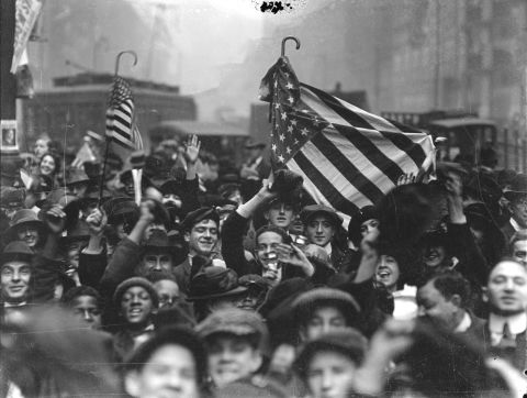 Armistice Day is celebrated in Chicago on November 1, 1918.