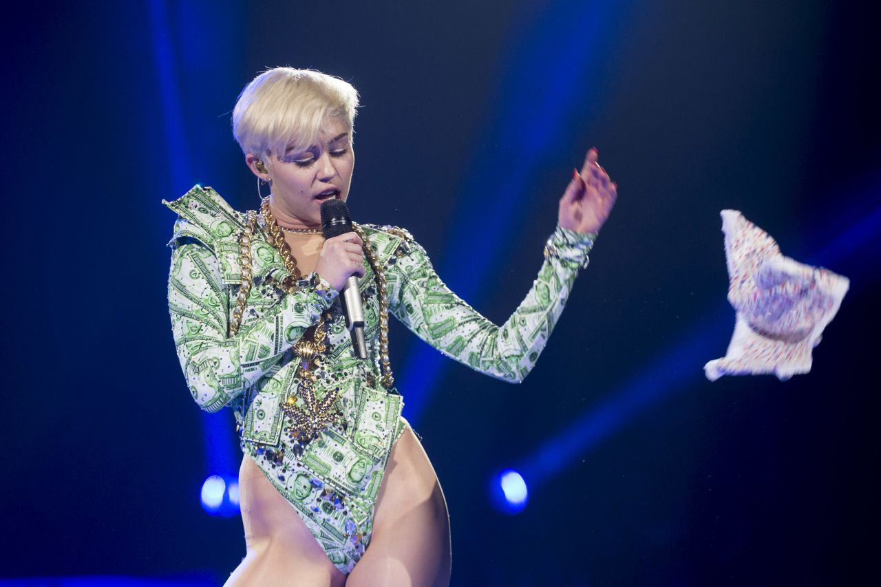 Miley Cyrus isn't one to make a lot of apologies -- if you didn't like her twerking on MTV, that's too bad -- but she isn't immune to saying "I'm sorry." When suggestive photos of a then-15-year-old Cyrus surfaced in 2008 -- including one that showed her wearing just a bedsheet on the cover of Vanity Fair -- <a href="http://www.people.com/people/article/0,,20195785,00.html" target="_blank" target="_blank">she said in a statement</a> that she was "truly sorry" if she "disappointed anyone." Similar grievances were given <a href="http://www.eonline.com/news/225236/miley-cyrus-bong-video-apology-i-m-not-perfect" target="_blank" target="_blank">after she was seen smoking a bong in 2011</a> and when <a href="http://www.mtv.com/news/1604700/miley-cyrus-apologizes-again-for-slanty-eyed-photo/" target="_blank" target="_blank">a racially insensitive photo emerged</a> in 2009.