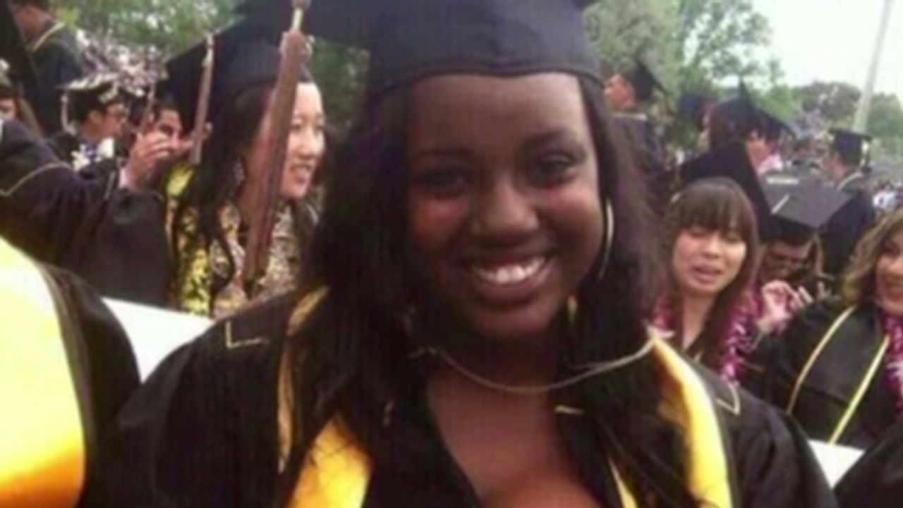 1280px x 720px - Graduation photo shows 'Black Women Do Breastfeed' | CNN