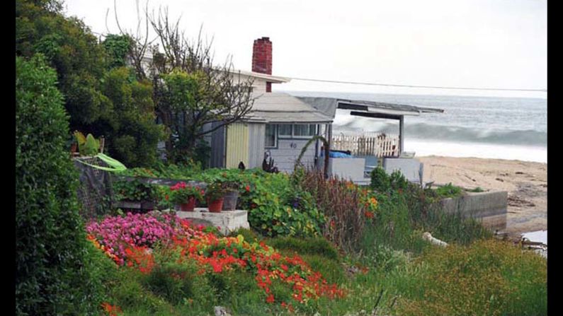 Established in 1938, this historic group of beach cottages in Newport Beach's Crystal Cove State Park was originally used as a movie set.