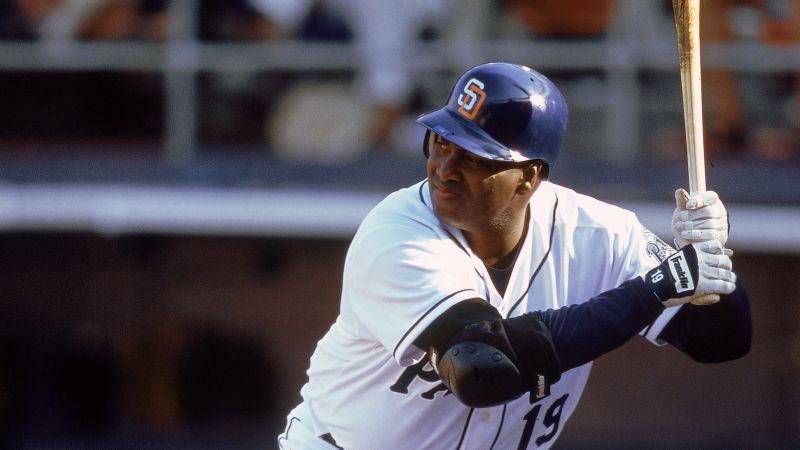 Tony Gwynn takes time off from San Diego State as cancer treatments  continue