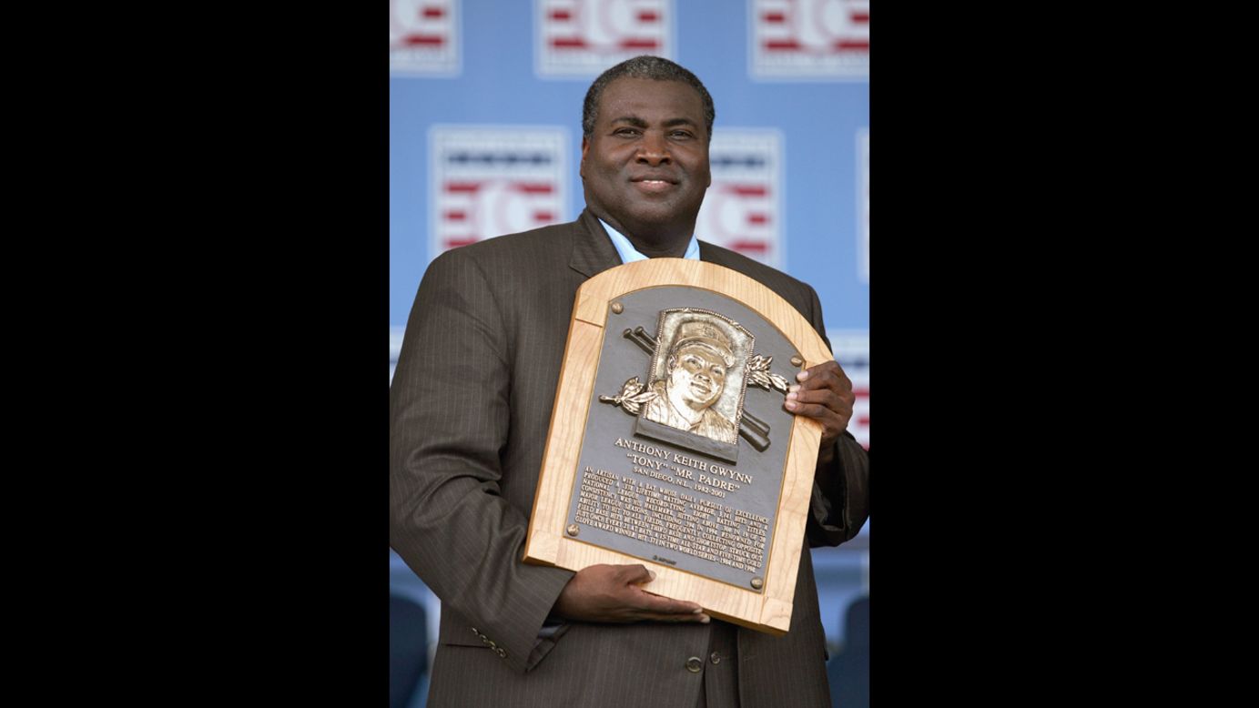 Gwynn poses with his Hall of Fame plaque during his induction in 2007.