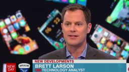 newday Larson Amazon 3D phone chatter _00000623.jpg