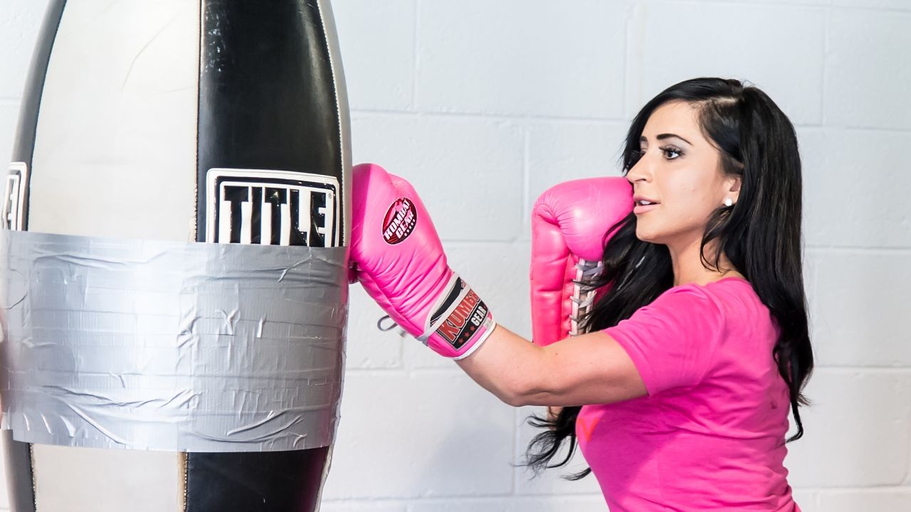 Angelina Pivarnick appeared on the VH1 reality series "Couples Therapy" and started doing her fighting away from a Jersey bar. Here, she trained for a World Xtreme Entertainment Boxing fight at Stay Fly Muay Thai Gym in Philadelphia in 2014.