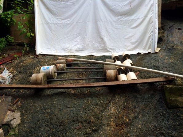 Sports initiative Rio Rugby provided support for the brothers developing skills but Marcos also took training into his own hands, constructing training weights from metal bars and plastic tubs filled with cement.