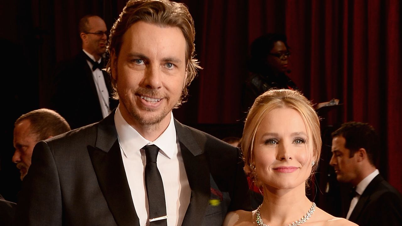 Dax Shepard and Kristen Bell have a full bedroom 