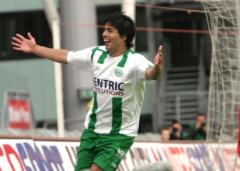 Suarez celebrates a goal during a match between Utrecht and Groningen at Utrecht, Netherlands, in 2007.