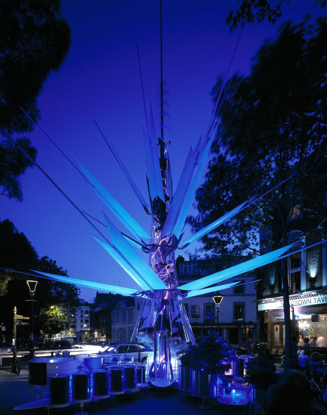Urban Oasis, another eco-design by Chetwoods Architects, is meant to mimic a growing flower. It collects light, water and wind as energy and serves as a light sculpture at night.