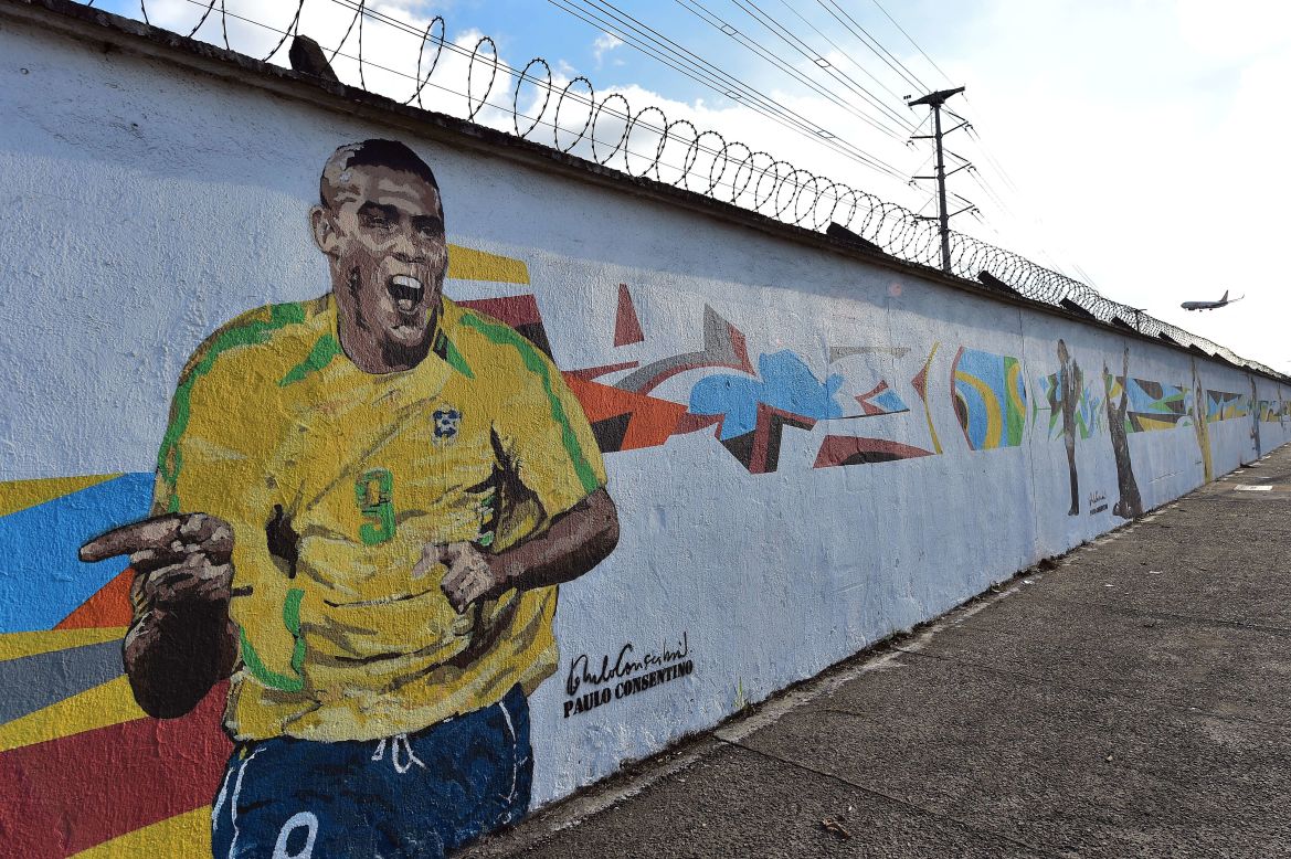 Nearby, another colorful artwork recalls the great Brazilian striker Ronaldo at the 2002 World Cup in Japan and South Korea -- yet another successful tournament for a Selecao.