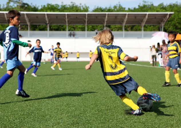 William digs in as he plays <a >sweeper</a> in the Phuket tournament. 